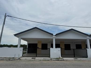 Rumah Teres Setingkat di Ketapang Makmur