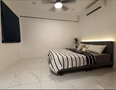 Cozy Room for Rent at Subang Jaya SS18~ Walking distance to LRT SS18