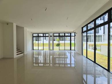 Semi - D House 2.5 Storey Senna Residence ,Presint 12 Putrajaya