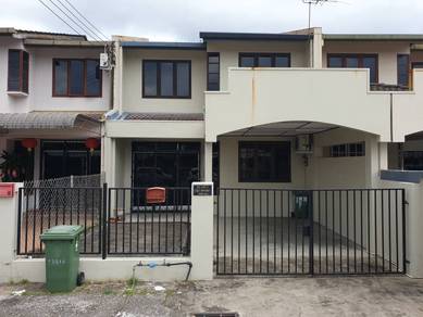 Double Storey Terrace House at Tabuan Jaya for Rent