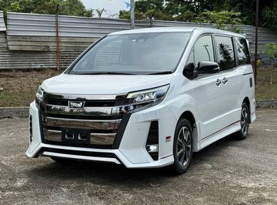 Toyota NOAH 2.0 SI WXB 2 8Seater (A)