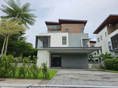Long Branch residence 3 storey bungalow kota kemuning HIGH CEILING