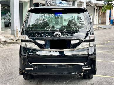 Toyota VELLFIRE 2.4 ZP F/BODY KIT POWER BOOT