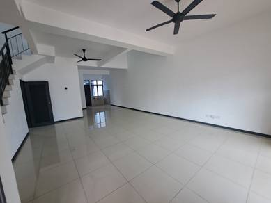 2-storey-Terraced-House-for-rent-Saujana-Utama-Selangor-1