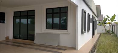 Single Storey Taman Nada Alam 2, End Lot in front Playground