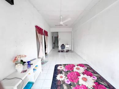 Apartment Taman Setia Balakong For Sale!!