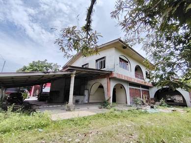 Tanah & 2 unit rumah utk dijual di KUALA BESUT (depan MR DIY PACHAKAN)