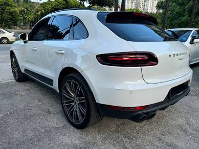 CAM  P/ROOF 2016 Porsche MACAN 2.0 P/BOOT