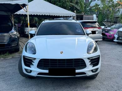 CAM  P/ROOF 2016 Porsche MACAN 2.0 P/BOOT