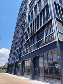 For rent - Prime Location Vetro 11 Shoplot near QE1 KK Town