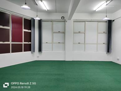 Corner Lot Shop Office To Let at Batu Tiga, Shah Alam, face front road