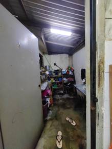 End Lot Single Storey Semi D Cluster, Jalan Murai Pantai Sepang Putra