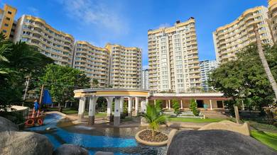 Gold Coast Condo |Easy Accessible, Convenient, well maintain|