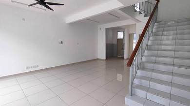 Imperial Jade Residenz,Bandar Seri Alam Double Storey can do Full Loan