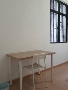 Murah! Medium Room to Rent at Sungai Ara Near Golden Triangle @Myroom