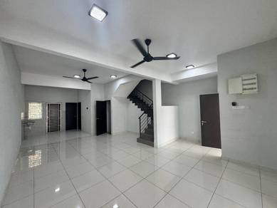 For Sale: DOUBLE STOREY TERRACE TAMAN RUBY DENGKIL
