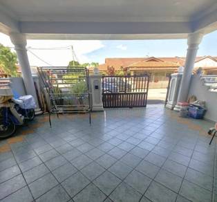 RENOVATED‼️Single Storey Terrace With Extended @ Batu Berendam