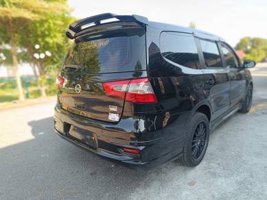 Nissan GRAND LIVINA 1.6 CLASSIC/COMFORT (AT)