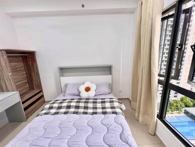 (FEMALE KOTA DAMANSARA) Thompson Hsp, curve, Ikea, Empire / park City