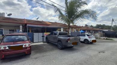 Single Storey Terrace Taman Saujana Puchong