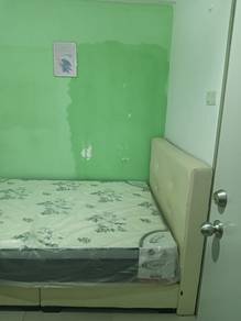 Cozy and Nice Room For Rent at Kemuning Apartment