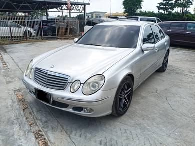 CASH OTR Mercedes Benz E200 K ELEGANCE 1.8