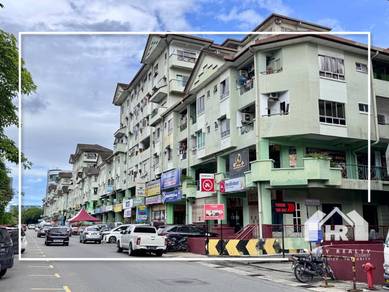 Api-Api Apartment
