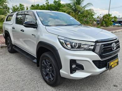 Toyota HILUX 2.8 (A) BLACK EDITION HIGH LOAN