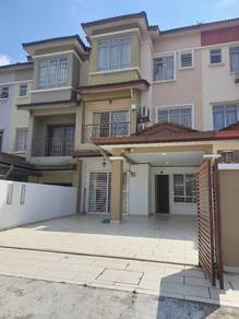 Seri Kembangan, 3 Storey Fully furnished for RENT