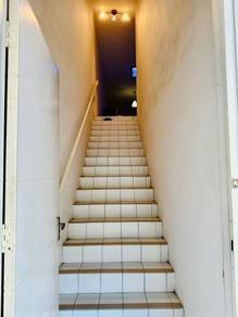 Townhouse Pearl Villa SP4 Bandar Saujana Putra (Upper unit)