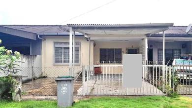 BIG SIZE FREEHOLD TERRACE Taman Golden Hill Gemas Baru