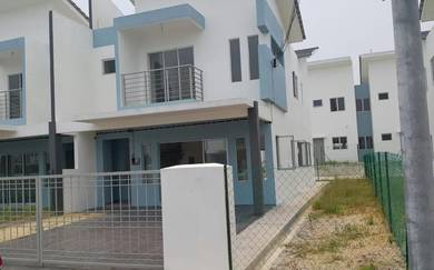 Full Loan✅ 2 Storey House  22x75 End Lot Taman Saujana Rawang Non Bumi