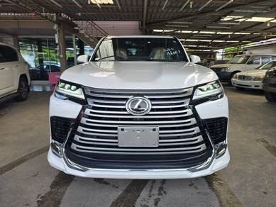Lexus LX600 Luxury (7 Seater!!)