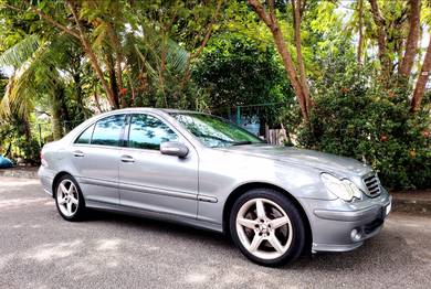 Mercedes Benz C200 K AVANTGARDE (CBU) 1.8 (A)