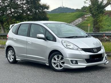 Honda JAZZ 1.5 FACELIFT (A) ORI MILEAGE 130K