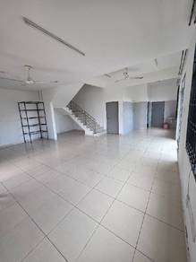 Kulai Eroca Hills @ 2sty Superlink Partial Furnished 1680sqft For Rent