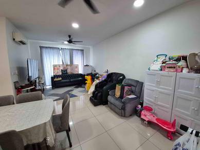 The Henge Kepong. Low Down Payement, 2 Carparks, Block D High Floor,
