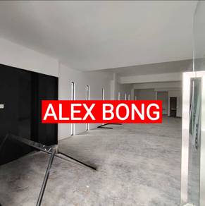 CORNER UNIT GROUD FLOOR SHOPLOT FOR RENT At TUN AHMAD ZAIDI ADRUCE