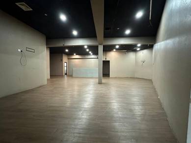 Austin V Square @ Austin Perdana / 2 Parking Lots / With Lift
