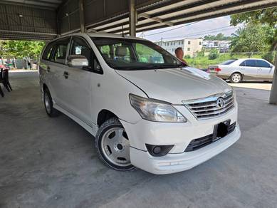 Toyota INNOVA 2.0 E (M)
