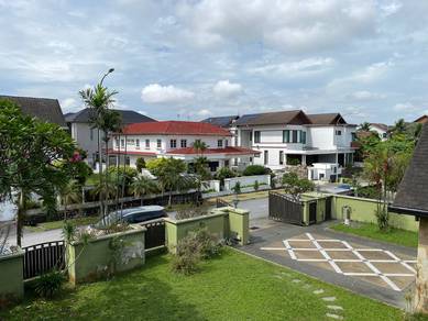 URGENT‼️Spacious Renovated & Luxury Double Storey Bungalow USJ17