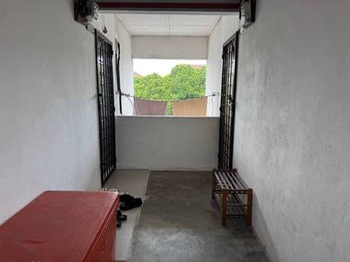 Apartment Idaman