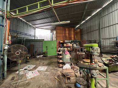 KAWASAN PERINDUSTRIAN RINGAN PERMATANG TINGGI Light Industry Semi-D