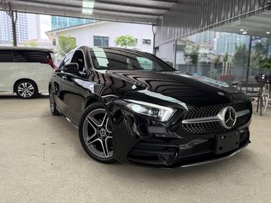 Mercedes Benz A180 1.3 AMG LINE (CBU) (A)