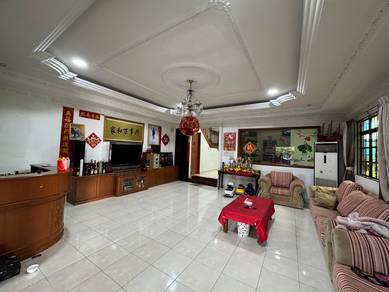 Taman Nelly | End Corner |Kolombong | Non Flooded | Double Storey