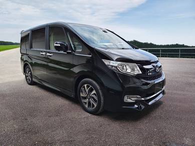 Honda STEPWAGON 1.5 SPADA (A)
