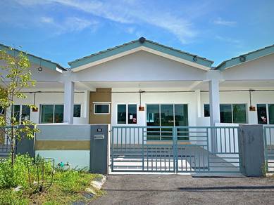 Rumah Setingkat Dengan Facilities Lengkap❗️Free Mot&Spa❗️FREEHOLD❗️