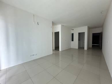 Quaywest Residence AT Bayan Baru, Queensbays Mall 518K