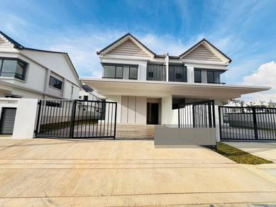Sejati Lakeside 2 Semi-D Cyberjaya Setia Eco Glades front no house