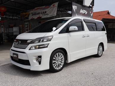 Toyota VELLFIRE 2.4 Z GOLDEN EYES M174